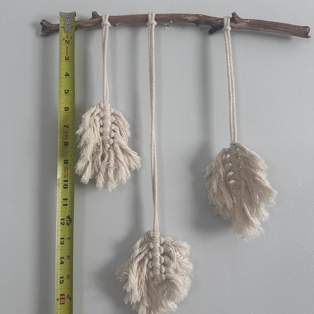 Macrame decor - Picture 2 of 4